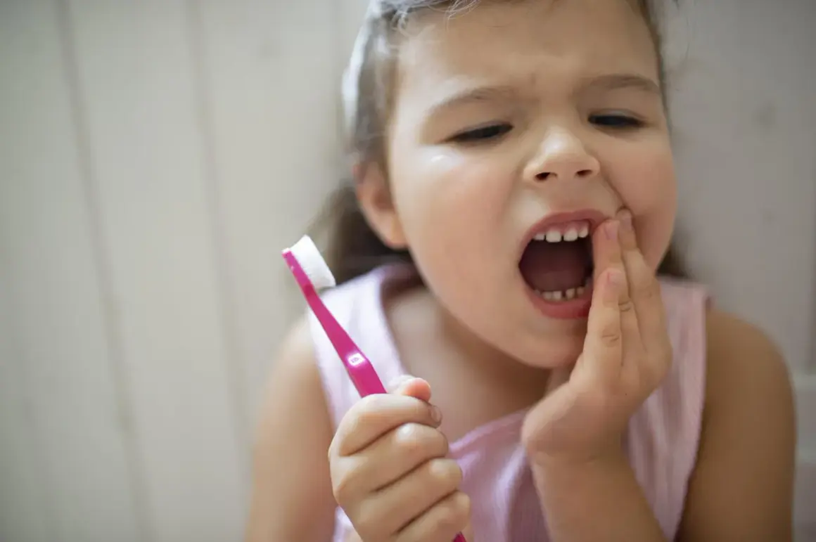 Ból zęba u dziecka: Natychmiastowa pomoc i kiedy do dentysty?
